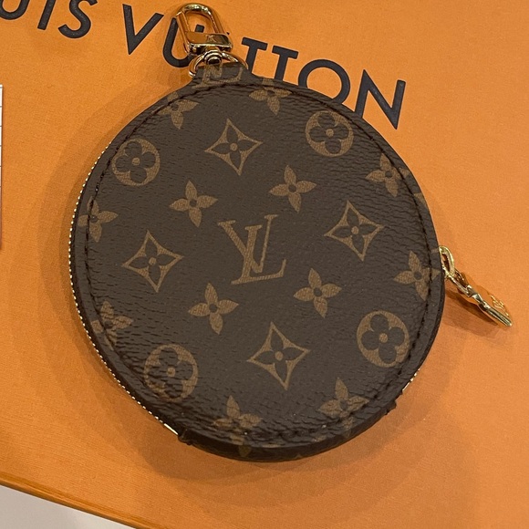 Louis Vuitton Coin Purse - Picture 1 of 4